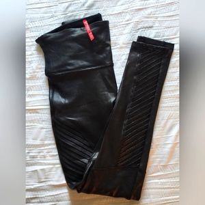 SPANX black faux leather moto leggings size medium NWOT